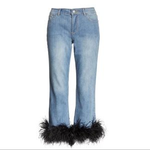 Alice & Olivia Feather hem Jeans
